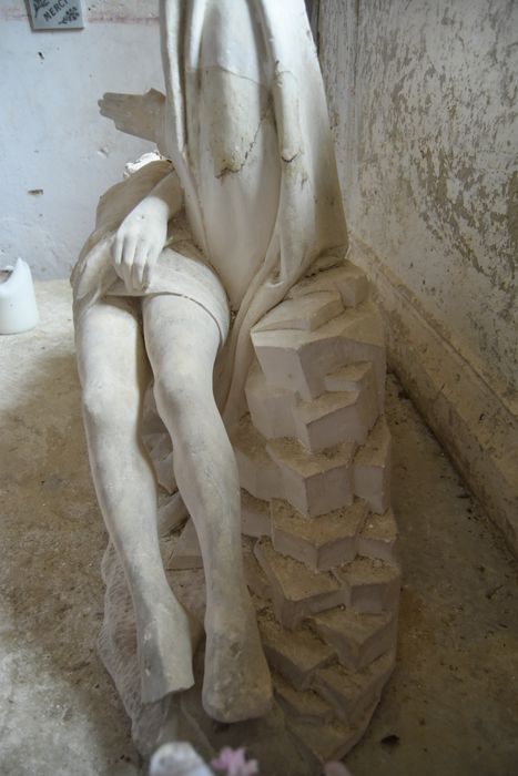 groupe sculpté : Vierge de pitié
