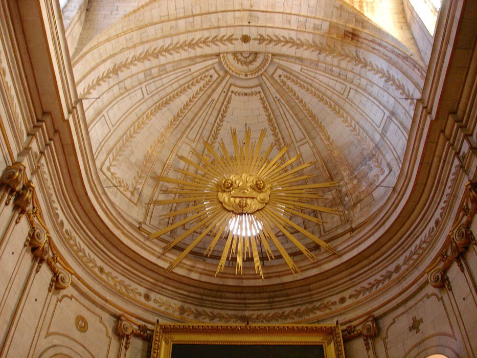 relief : Gloire rayonnante