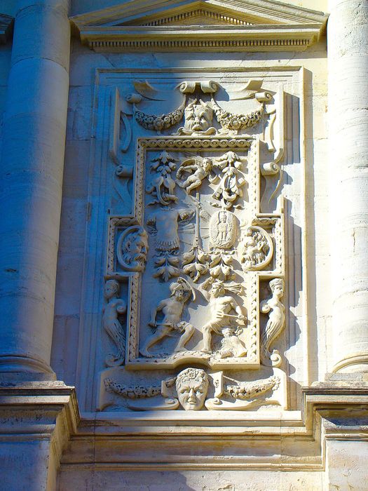 façade est, détail décoratif