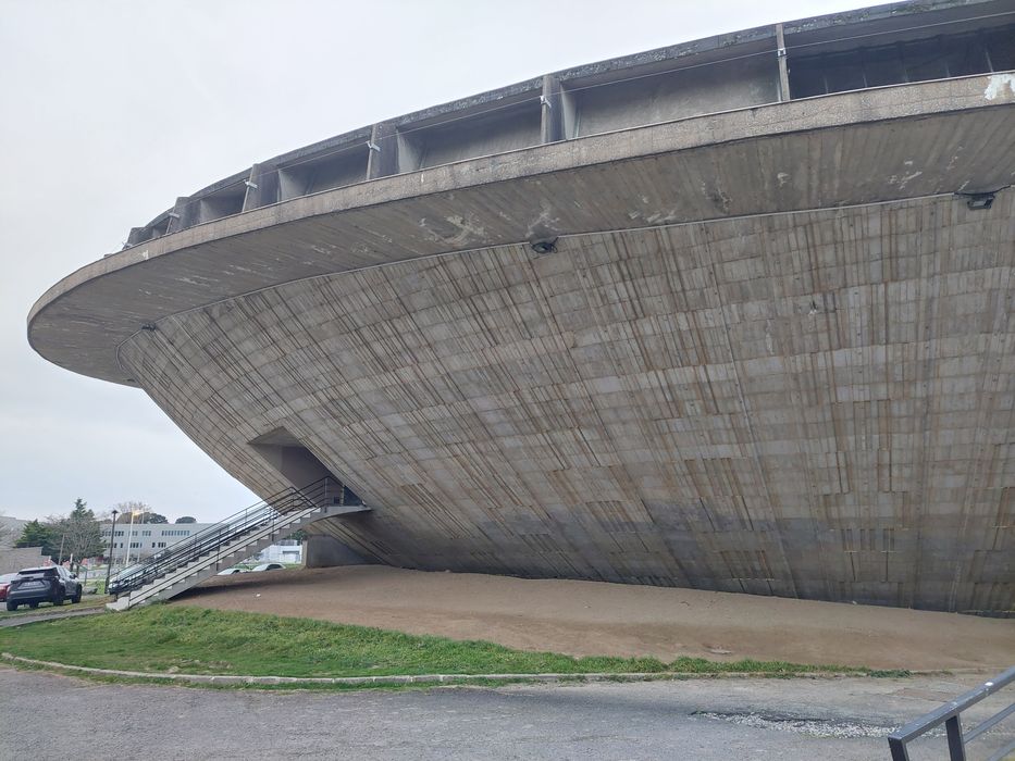 vue partielle du bâtiment