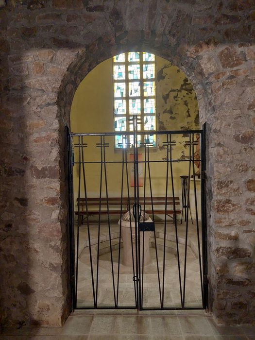 grille de la chapelle des fonts baptismaux