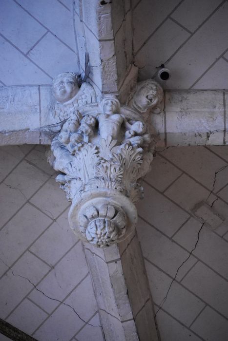 collatéral sud, détail d’une clef de voûte