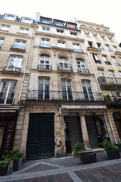 façade sur rue