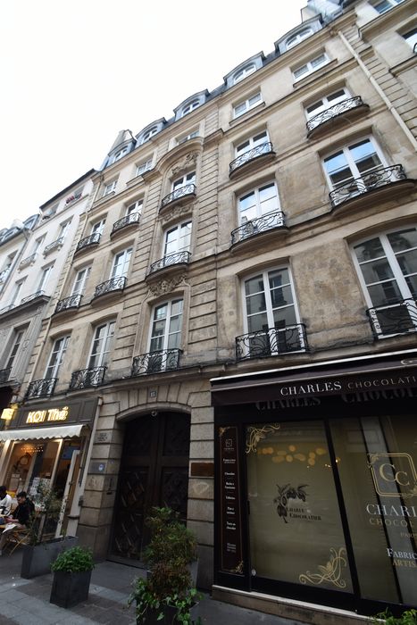 façade sur rue