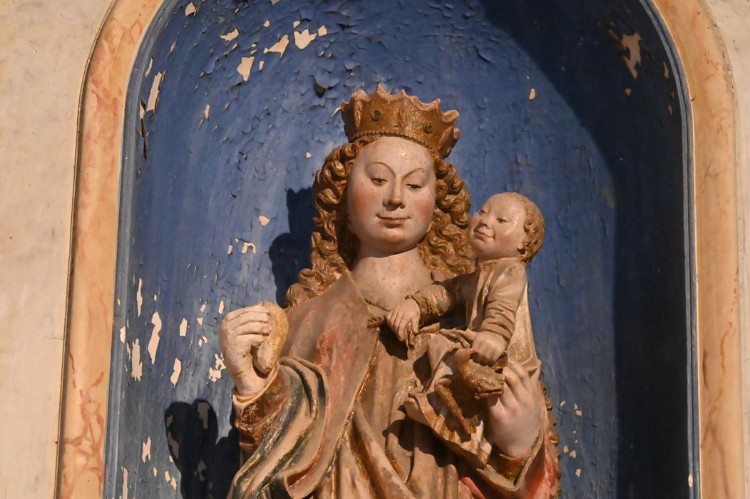 statue : Vierge à l’Enfant, vue partielle