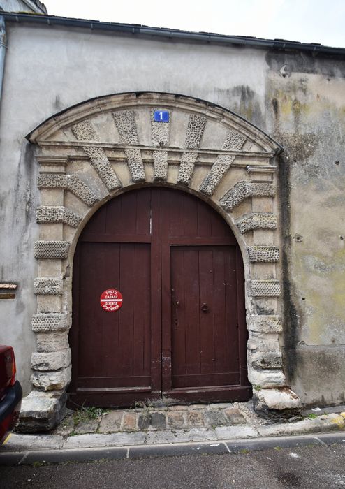 portail d’accès sur rue