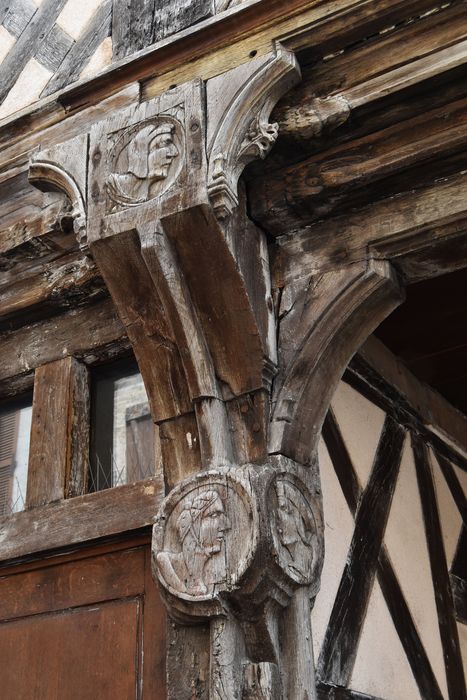 façade sur rue, détail