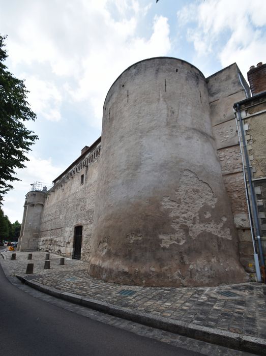 tronçon de l’enceinte sur le boulevard du 14 Juillet