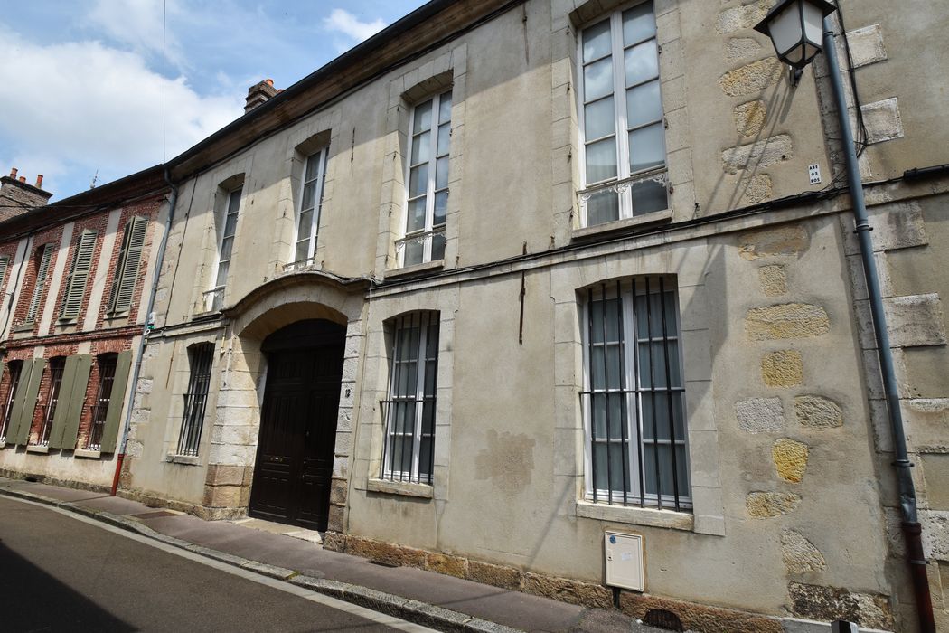 façade sur rue