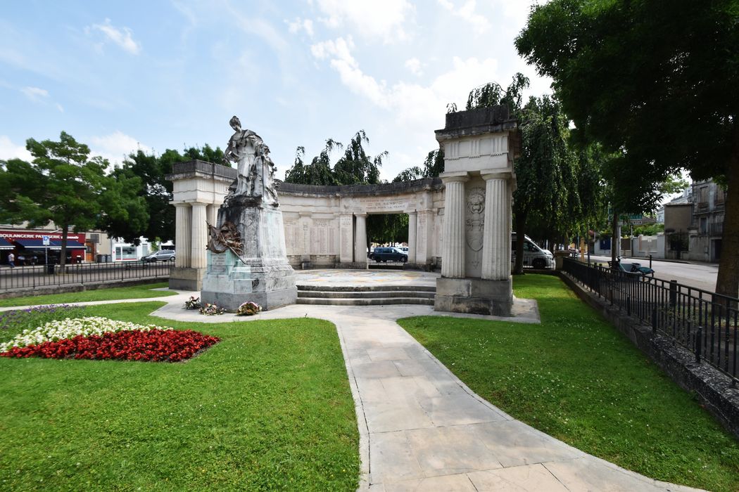 vue générale du monument