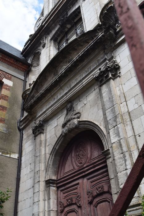 chapelle, façade ouest, vue partielle
