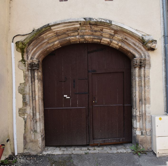 portail sur rue