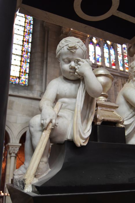 statuette : Ange pleureur n°2