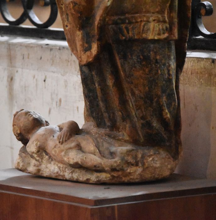 groupe sculpté : Saint Edme et l'Enfant, détail