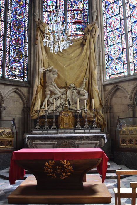 groupe sculpté : Martyre de saint Savinien