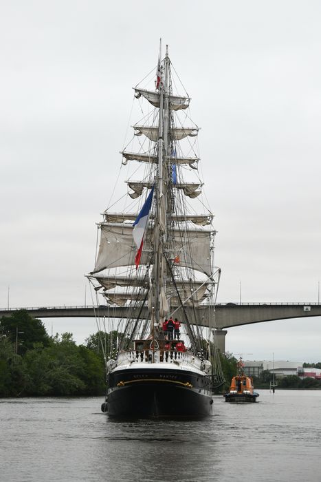 bateau de charge puis bateau école (trois-mâts barque, antillais) : Belem, ex Giorgio Cini, ex Fantôme dit Le Belem