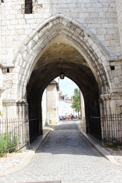 clocher, passage côté sud
