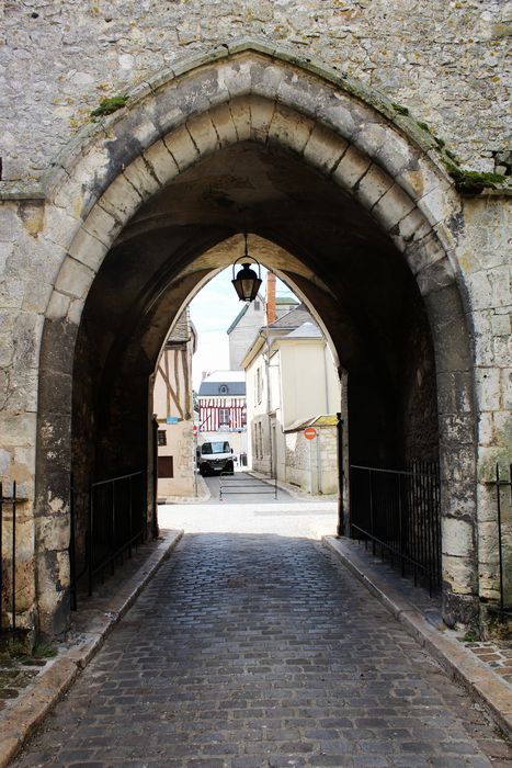 clocher, passage côté nord