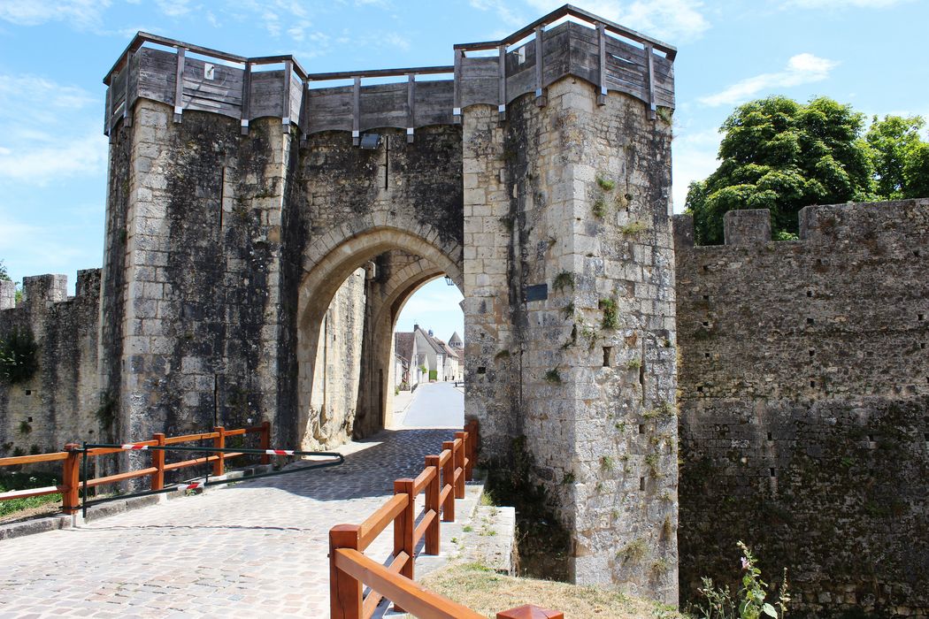 porte de Jouy, élévation externe (nord-ouest)