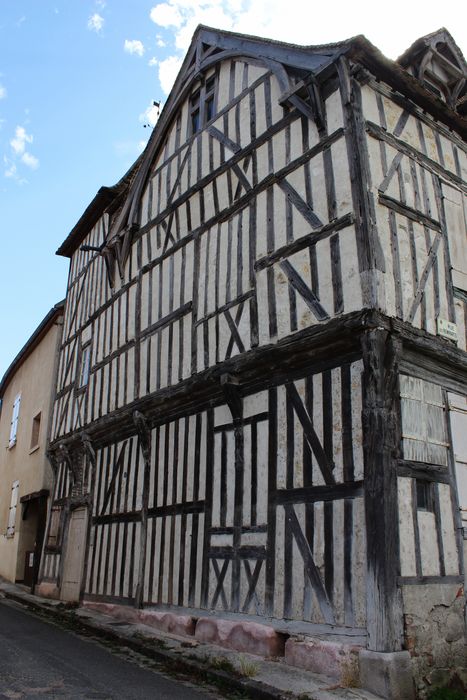 façade est sur rue