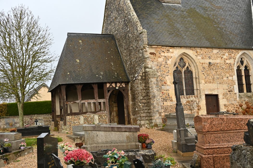 porche d’accès ouest, élévation sud