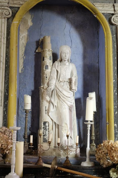 Statue : sainte Barbe
