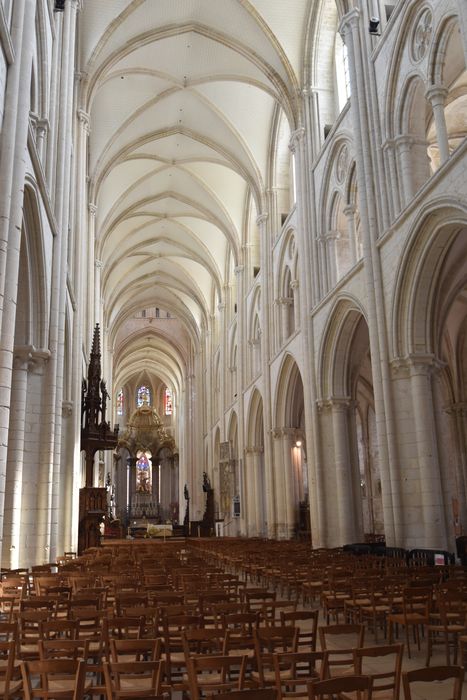 église abbatiale, nef