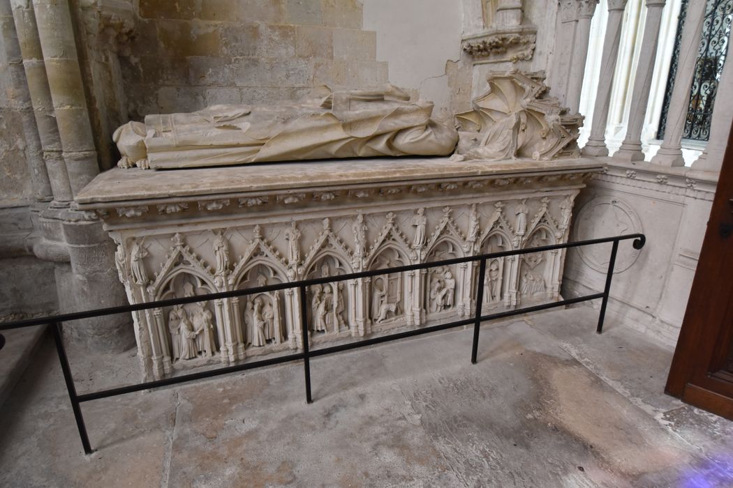 tombeau de Thomas de Saint ; Benoist, abbé