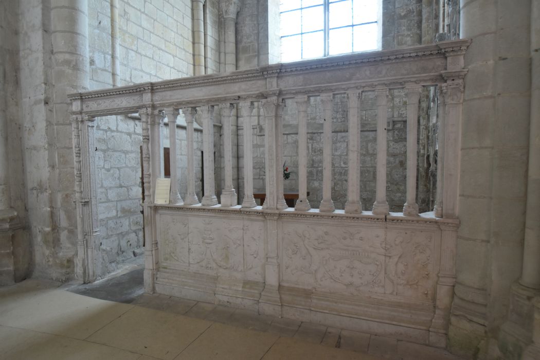 clôture de la chapelle Saint-Pierre et Saint-Paul