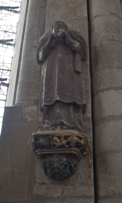 statue : Saint Clair