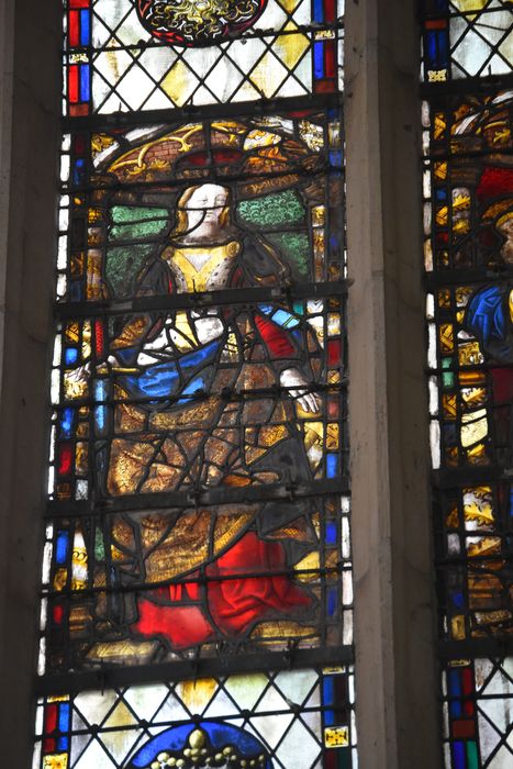 verrière de la chapelle de la Vierge (baie 12), détail