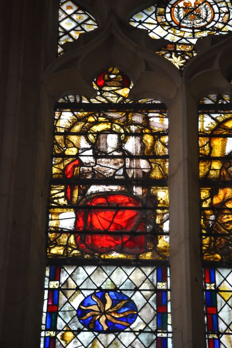 verrière de la chapelle de la Vierge (baie 12), détail