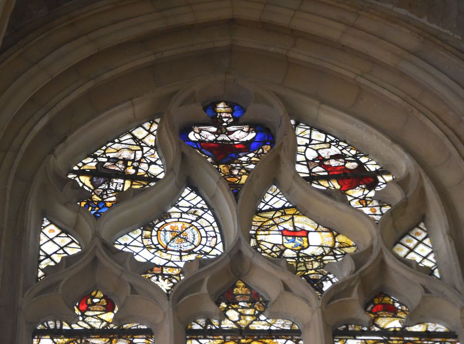 verrière de la chapelle de la Vierge (baie 12), détail