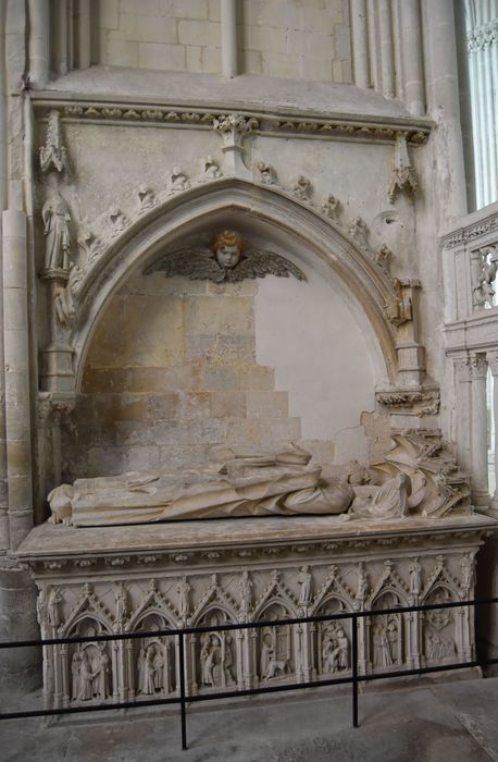 tombeau de Thomas de Saint ; Benoist, abbé