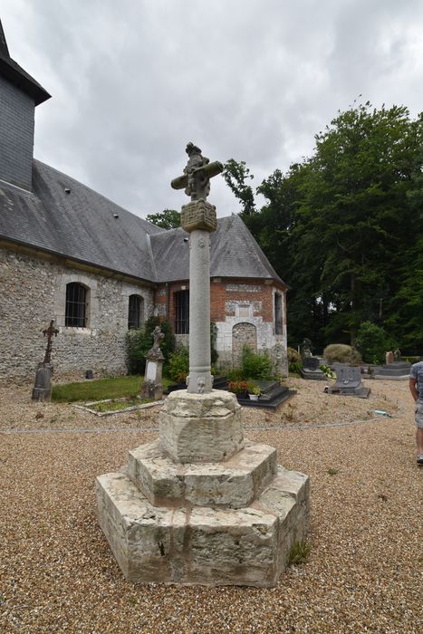 vue générale de la croix