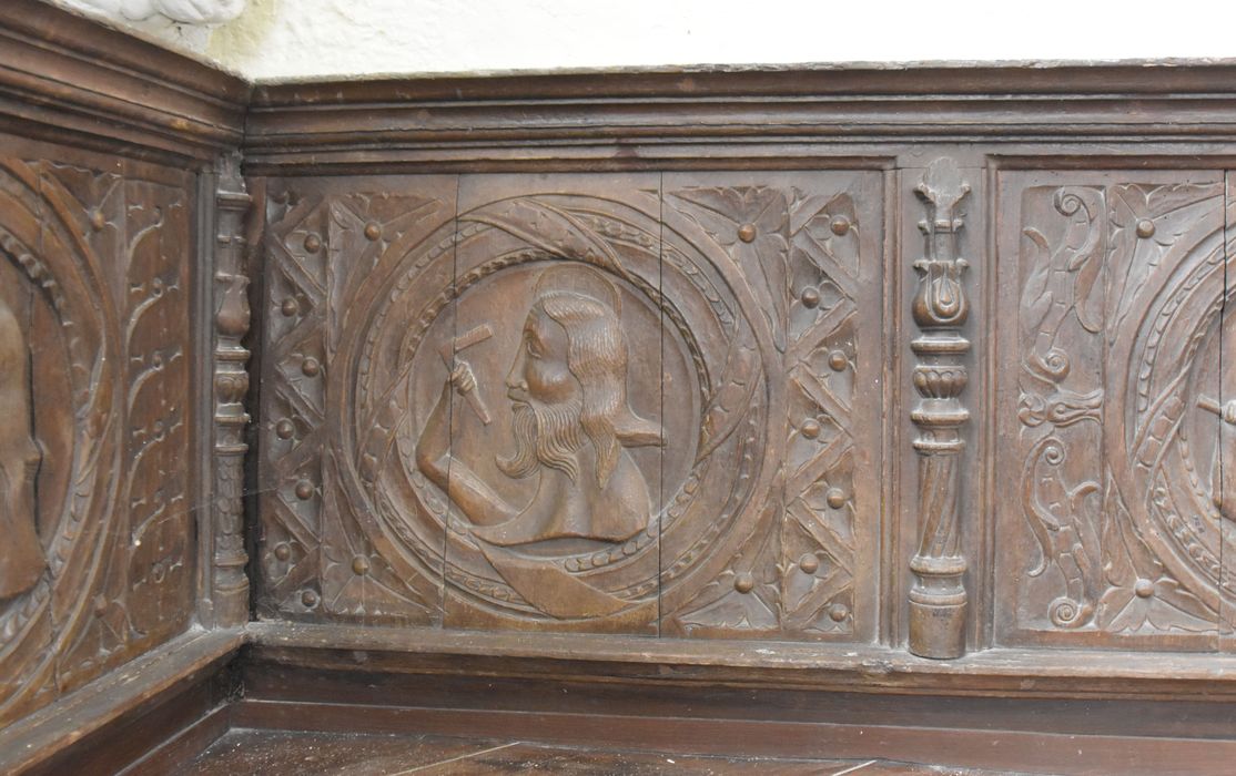 bas-relief : Apôtre n°3