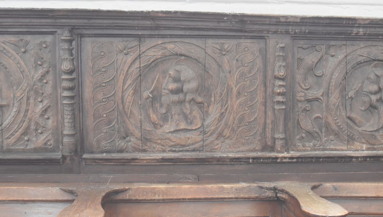 bas-relief : Apôtre n°7