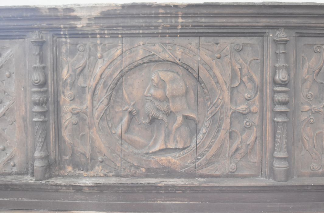 bas-relief : Apôtre n°11