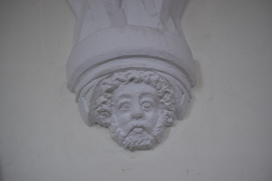 bas-côté nord du choeur, détail d’un culot