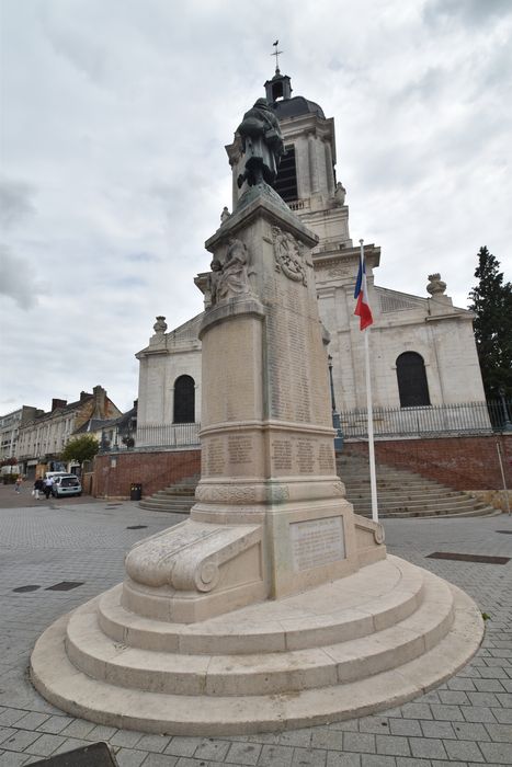 vue générale du monument