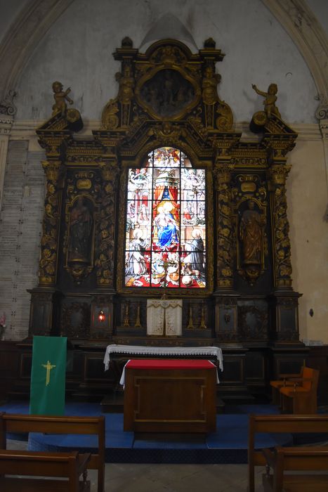 maître-autel, retable, verrière : Remise du Rosaire (la)