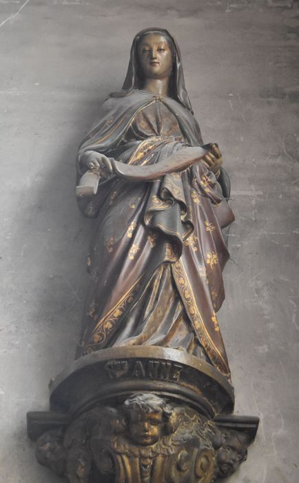 statue : Sainte Anne