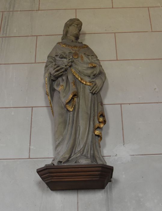 statue : Saint Louis