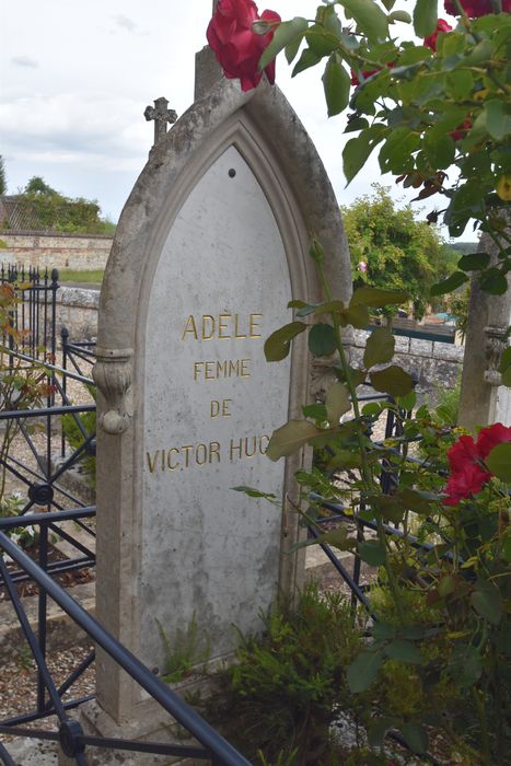 sépulture d’Adèle Hugo, femme de Victor Hugo