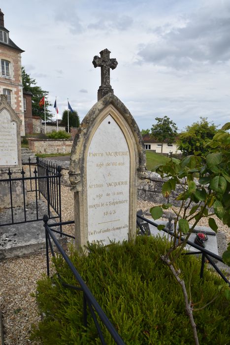 sépulture de Pierre Vacquerie et Arthus Vacquerie