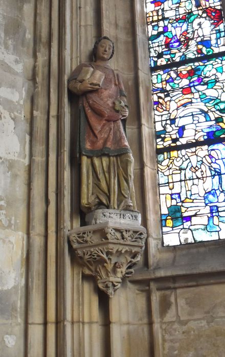statue : Saint Étienne