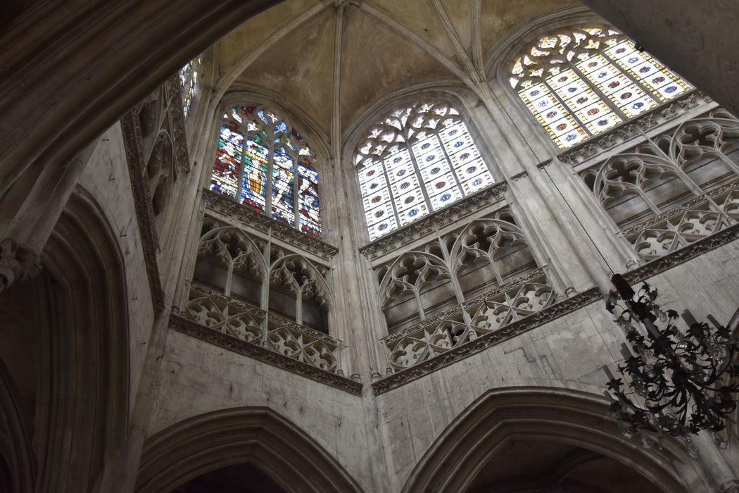 choeur, verrières hautes