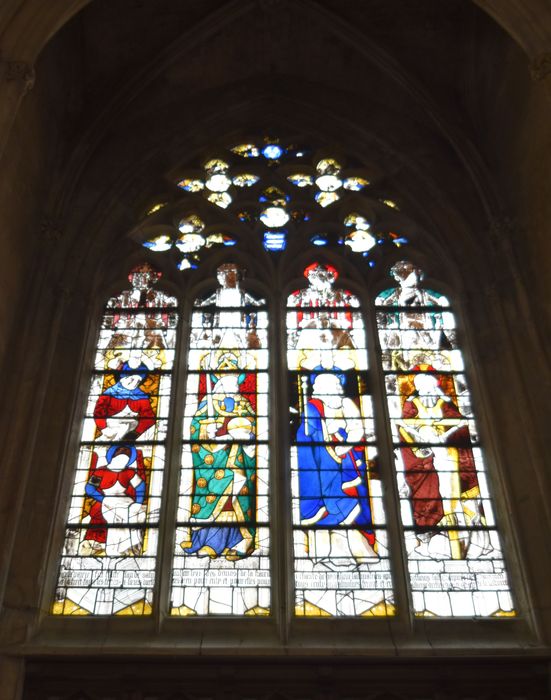 chapelle Saint-Crépin, verrière : Saints Crépin, Crépinien, Henry (ou Charlemagne), Matthieu, Trinité (la)