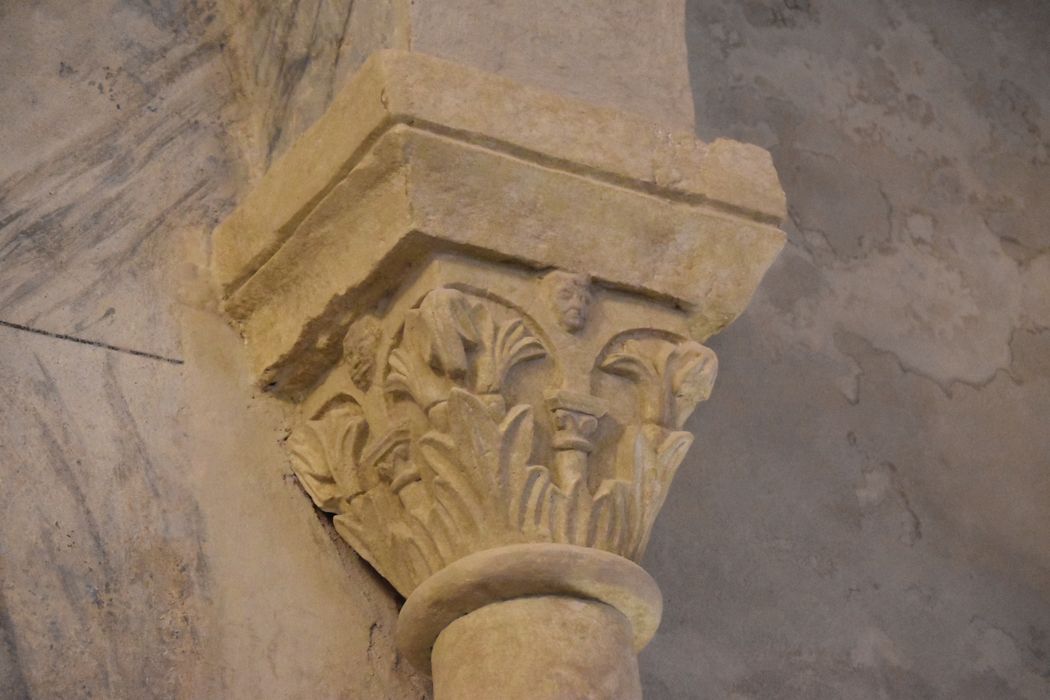 choeur, détail d’un chapiteau