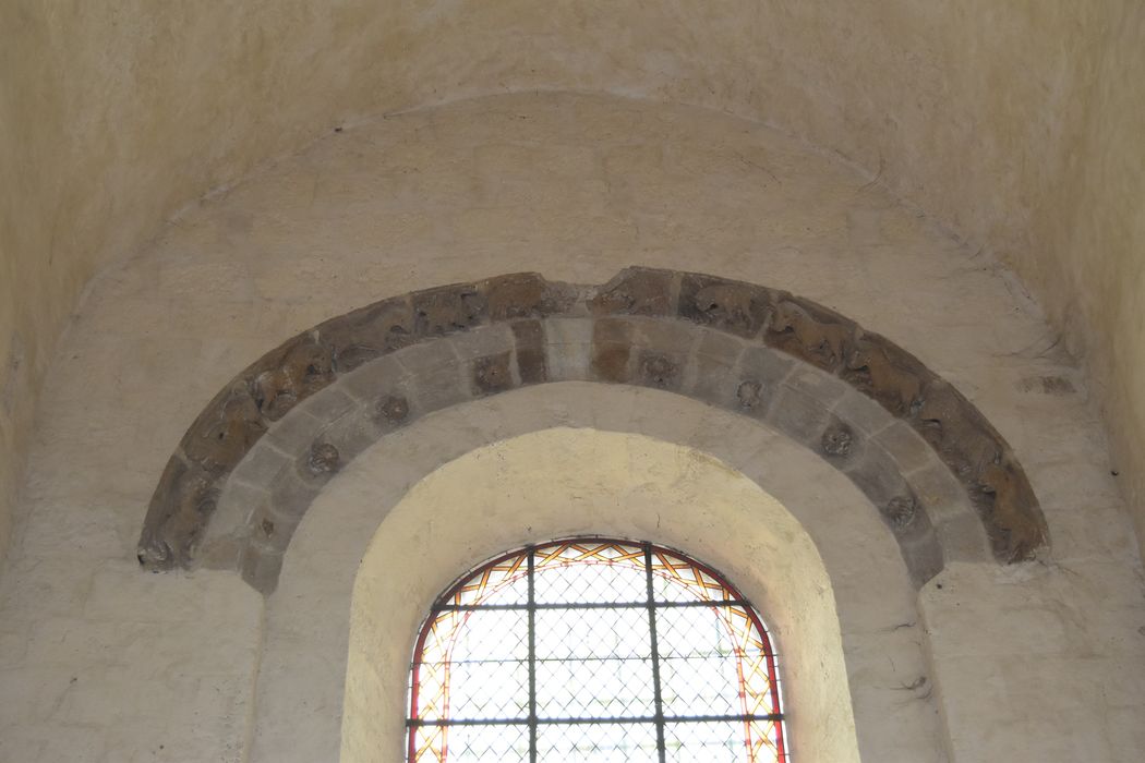 transept nord, voussures de la baie